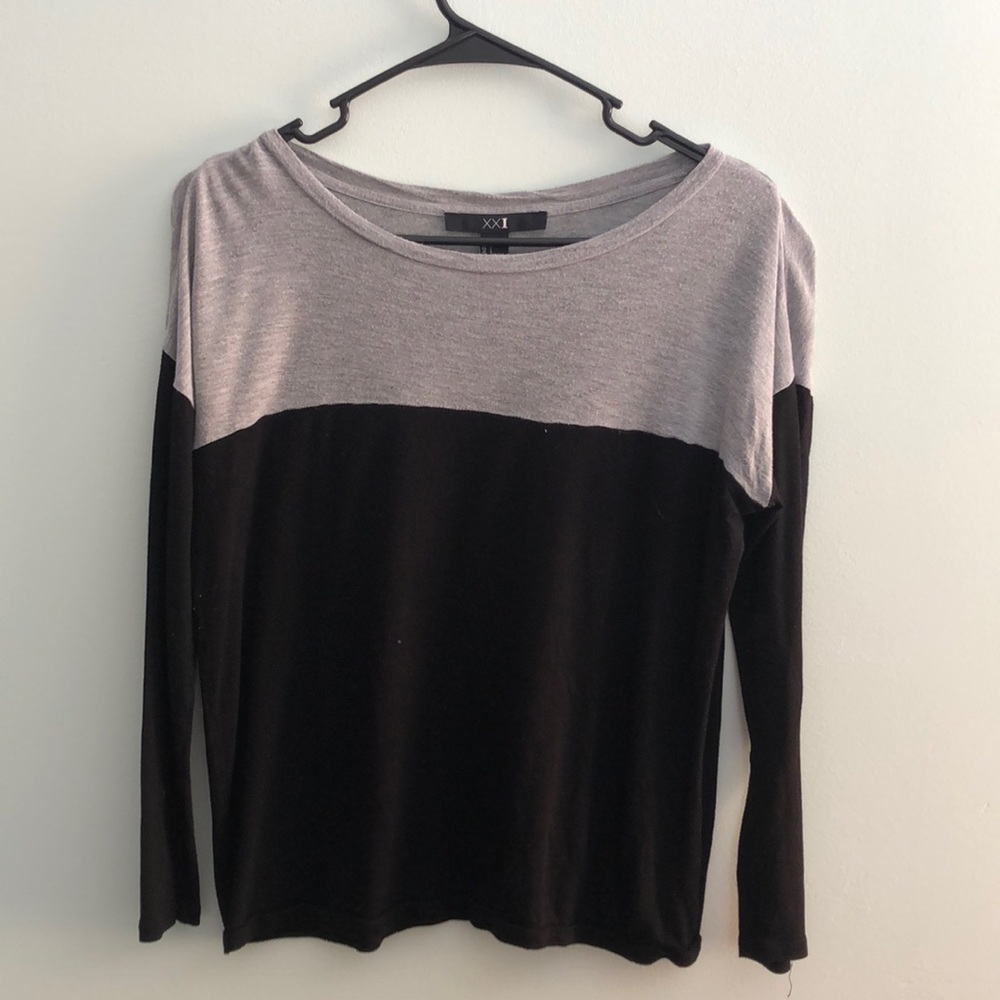 3/4 Length Color Block Top